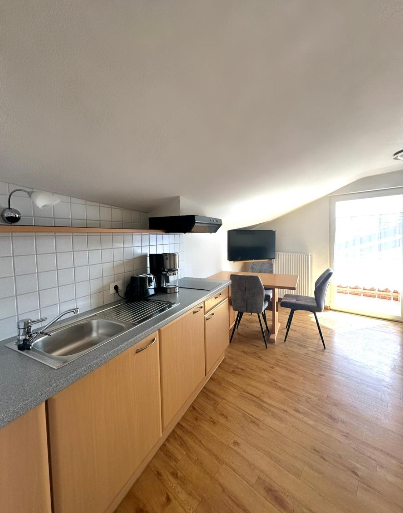 Garni Hotel Dorothea Tirolo Zewnętrze zdjęcie